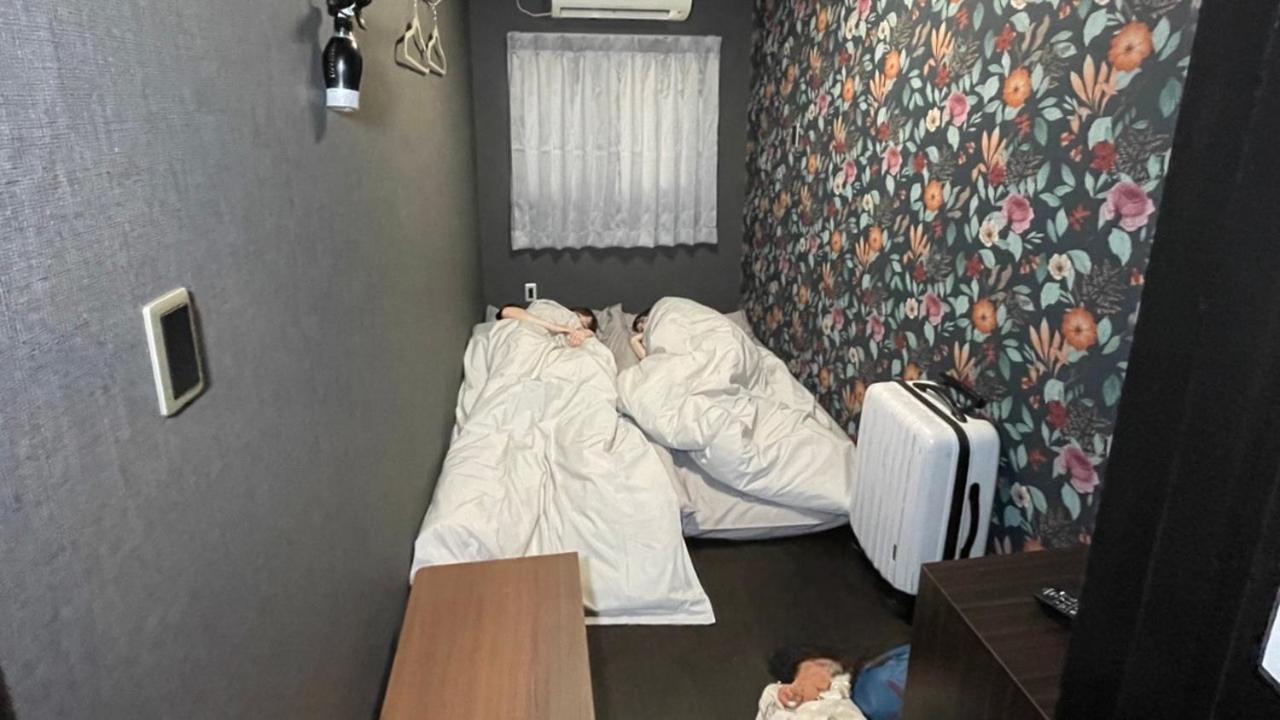 Hotel Zipang Osaka Esterno foto